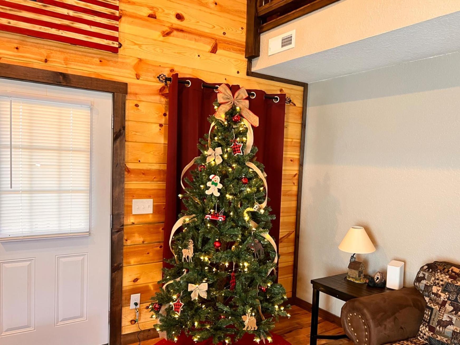 3 Master Bedrooms - Sleeps 10 - Location - Game Room - Hot Tub Pigeon Forge Zewnętrze zdjęcie